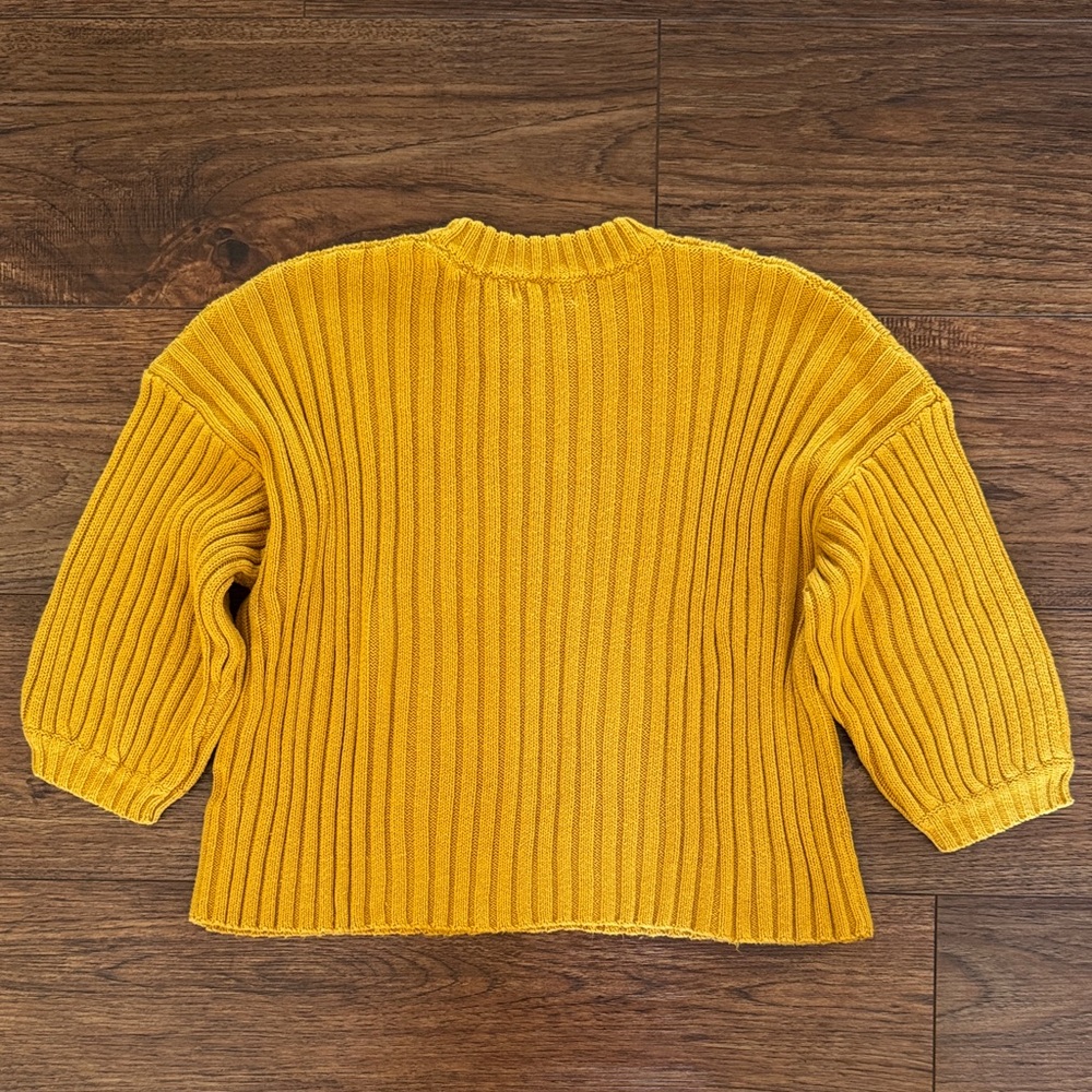 Mod Ref Cropped Sweater - Picture 4 of 4